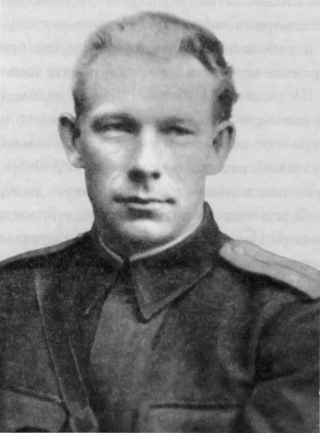 ����������� 100 ��� �.�. ������